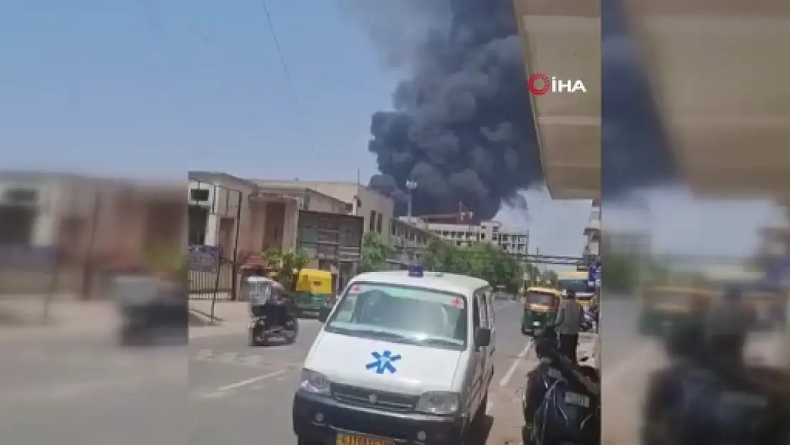 Hindistan'da yolcu uçağı düştü