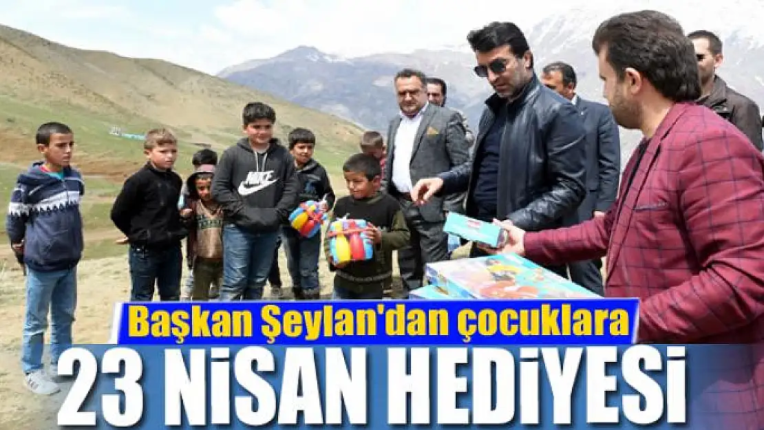 Başkan Şeylan'dan çocuklara 23 Nisan hediyesi