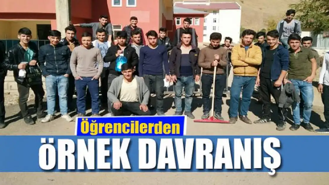 Öğrencilerden örnek davranış 