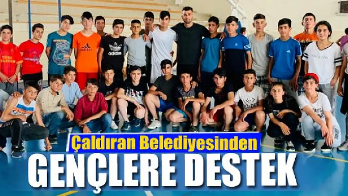 Çaldıran Belediyesinden gençlere destek