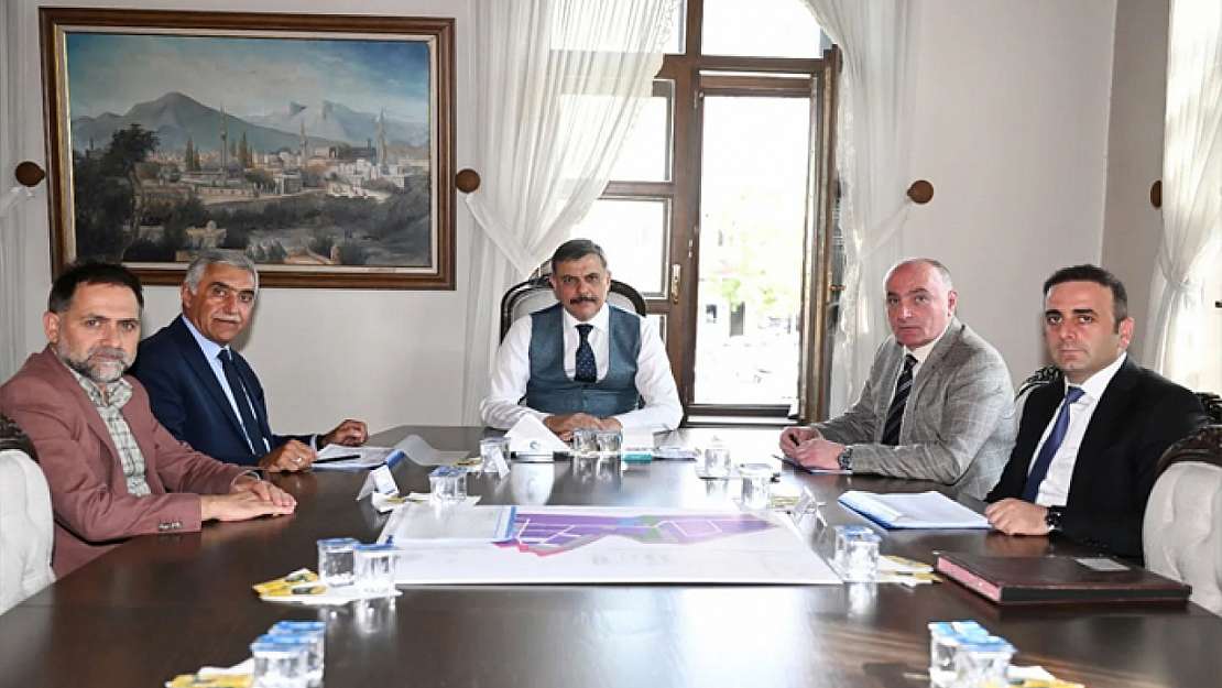 İkinci OSB'de yönetin toplandı