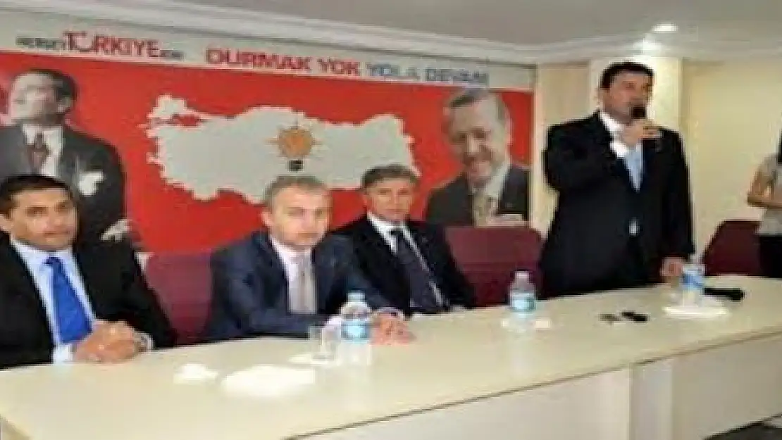AK  PARTİDE BAYRAM  ÖTESİ MESAJLAR