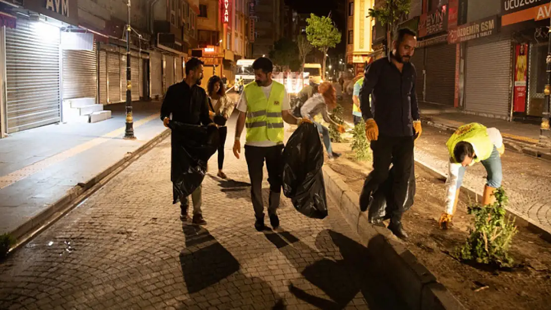 İpekyolu Belediyesi'nden çevre temizliği