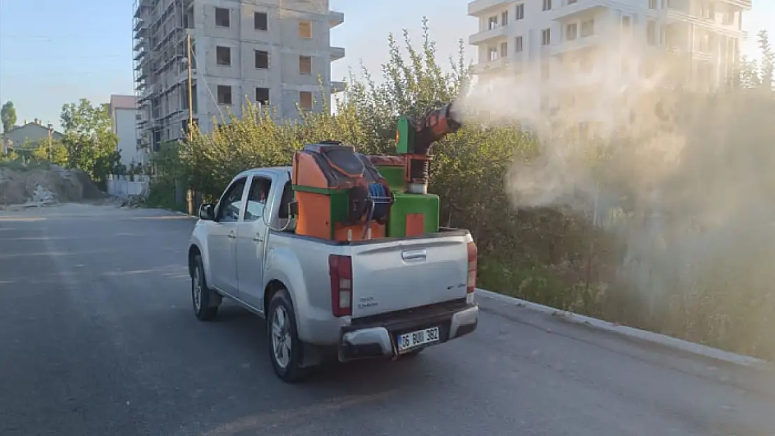 İpekyolu Belediyesi'nden ilaçlama çalışması