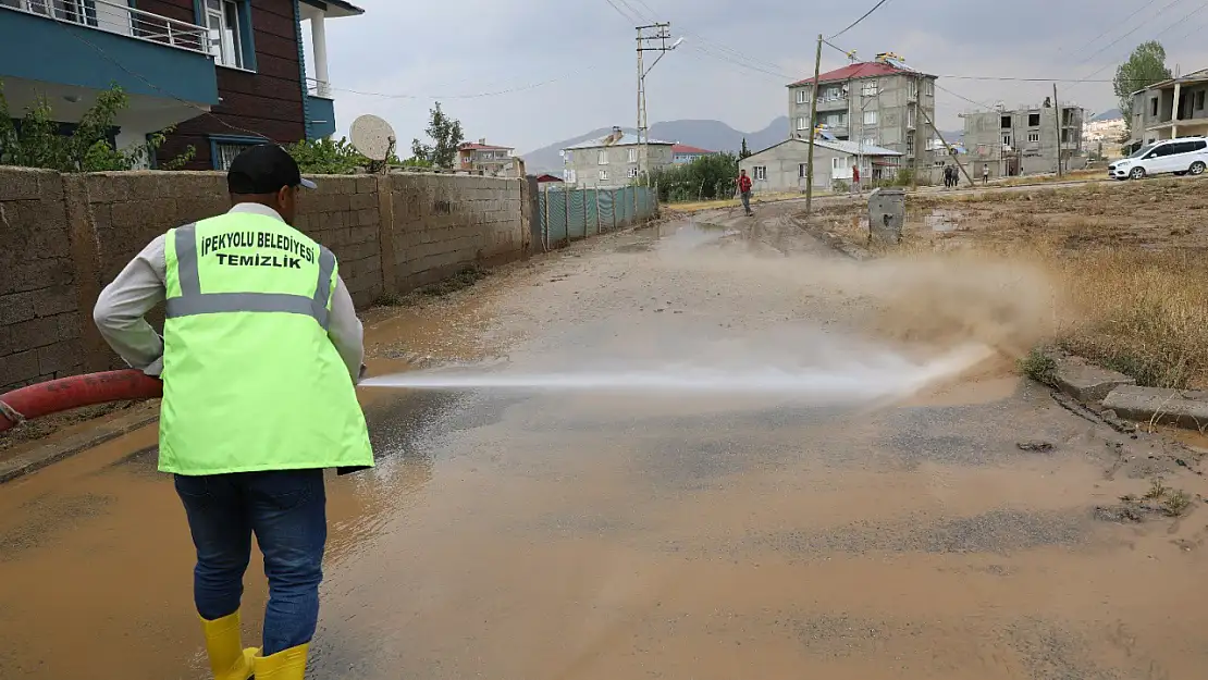 İpekyolu Belediyesi'nden temizlik çalışması