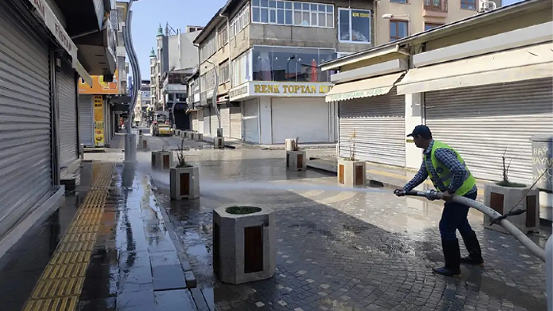 İpekyolu Belediyesi'nden temizlik seferberliği