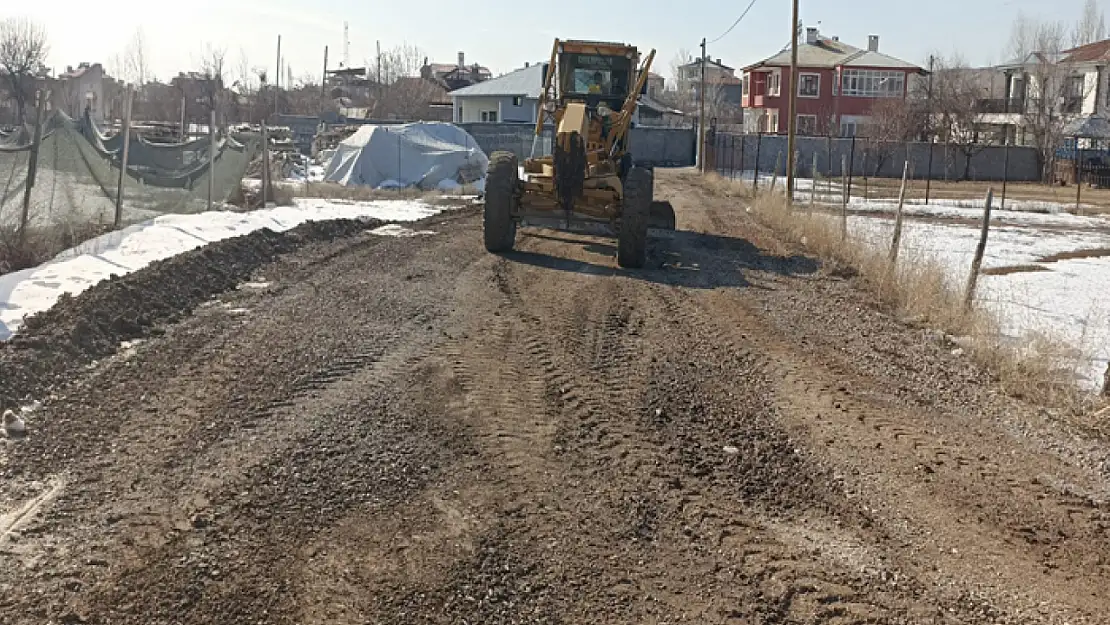 İpekyolu Belediyesi'nden yol çalışması