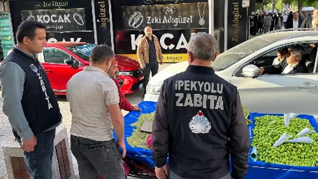İpekyolu Belediyesi seyyar satıcıları kaldırıyor