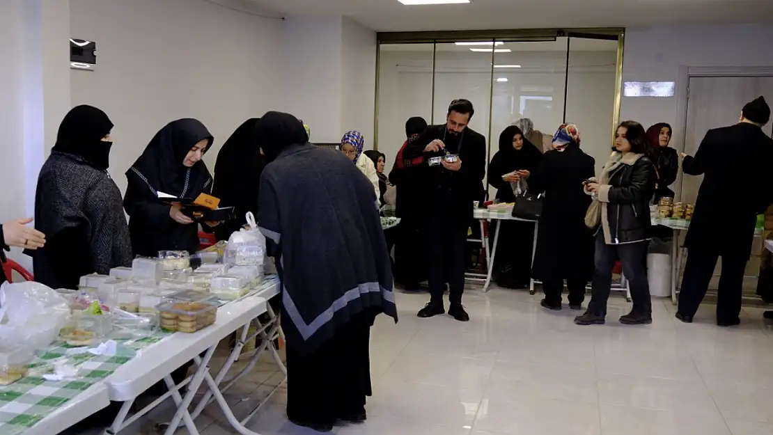 İpekyolu'nda kermes geliri deprem bölgesine gönderildi