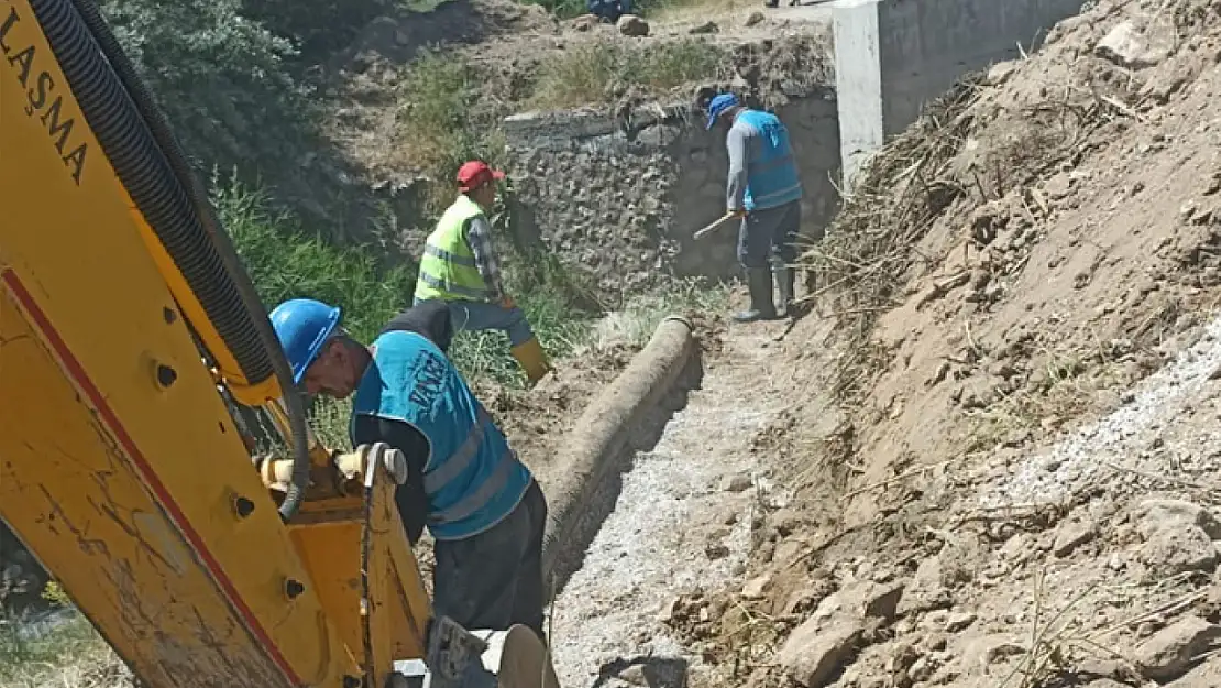 İpekyolu'nda selden etkilenen kanalizasyon hattı yenilendi