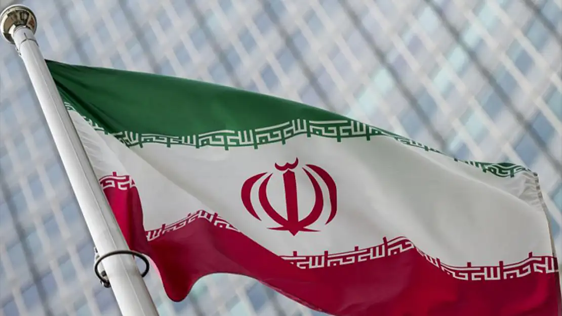 İran'da cumhurbaşkanlığı adaylığı için 278 isim başvuruda bulundu