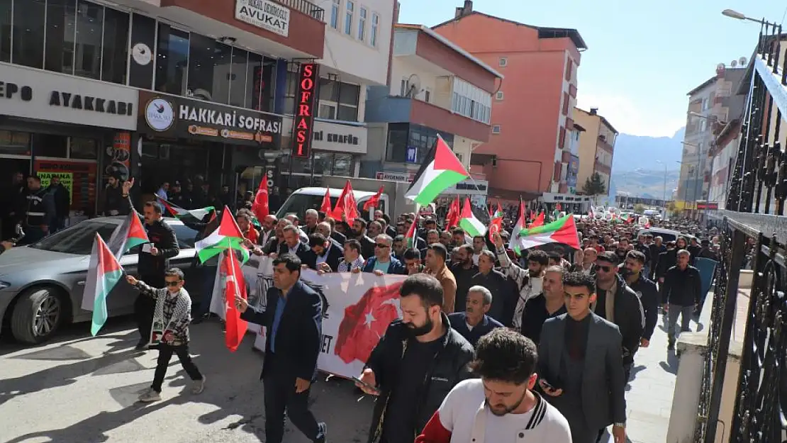 İsrail'in katliamları protesto edildi