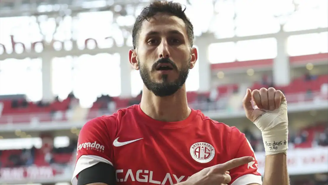 İsrailli futbolcu Sagiv Jehezkel gözaltına alındı