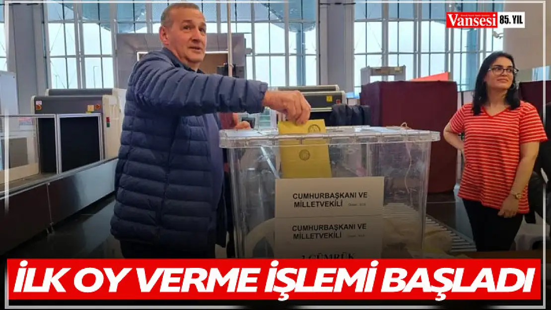 İstanbul Havalimanı'nda oy verme işlemi başladı