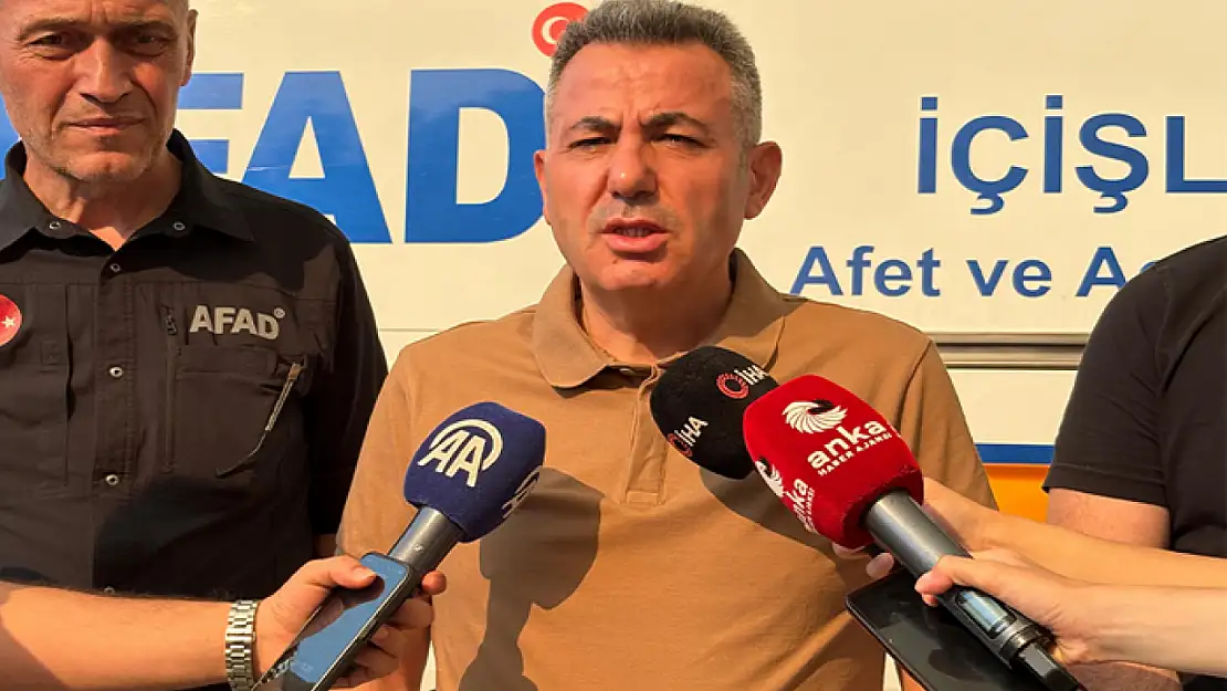 İzmir Valisi Elban: Yangın henüz kontrol atına alınmadı