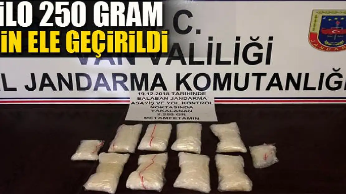 Bilgisayar çantasında 2 kilo 250 gram eroin ele geçirildi