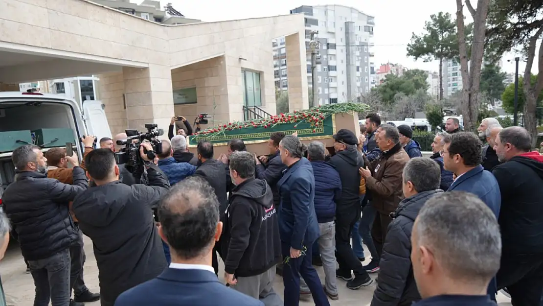 Kahtalı Mıçe'nin cenazesi Antalya'dan dualarla uğurlandı