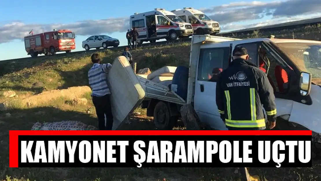 Kamyonet şarampole uçtu