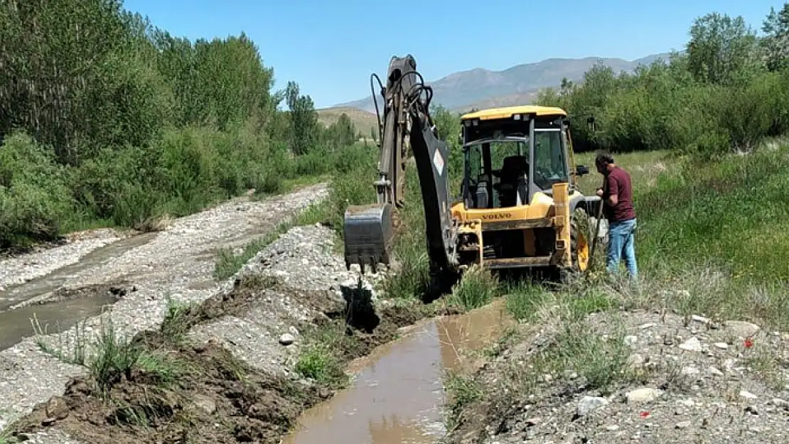 Karakoç Mahallesi'ne tarımsal sulama desteği