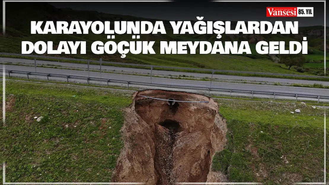 Karayolunda yağışlardan dolayı göçük meydana geldic