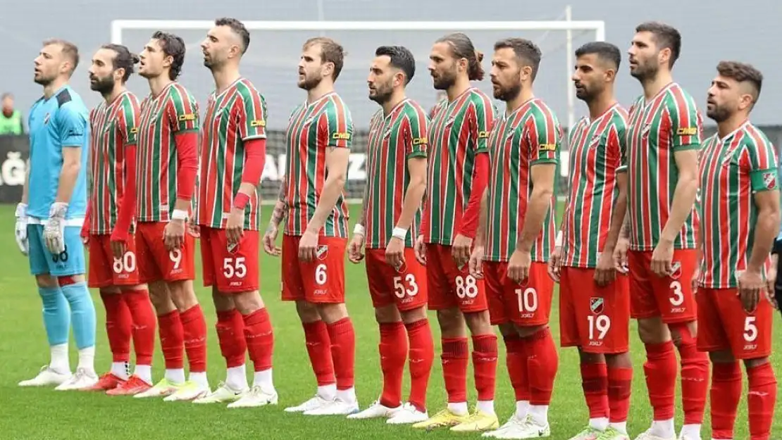 Karşıyaka play-off hattından uzaklaştı