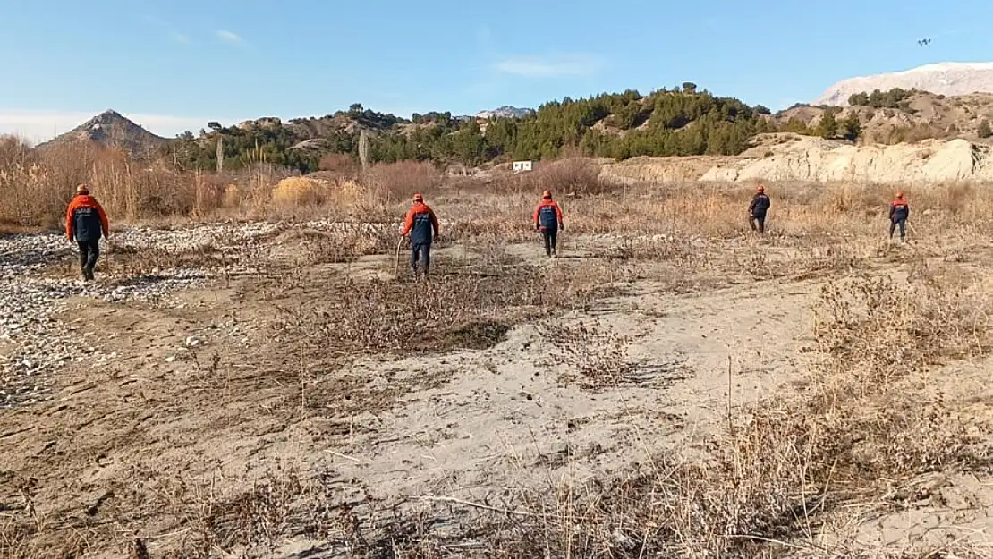 Kayıp kadın için ekipler seferber oldu