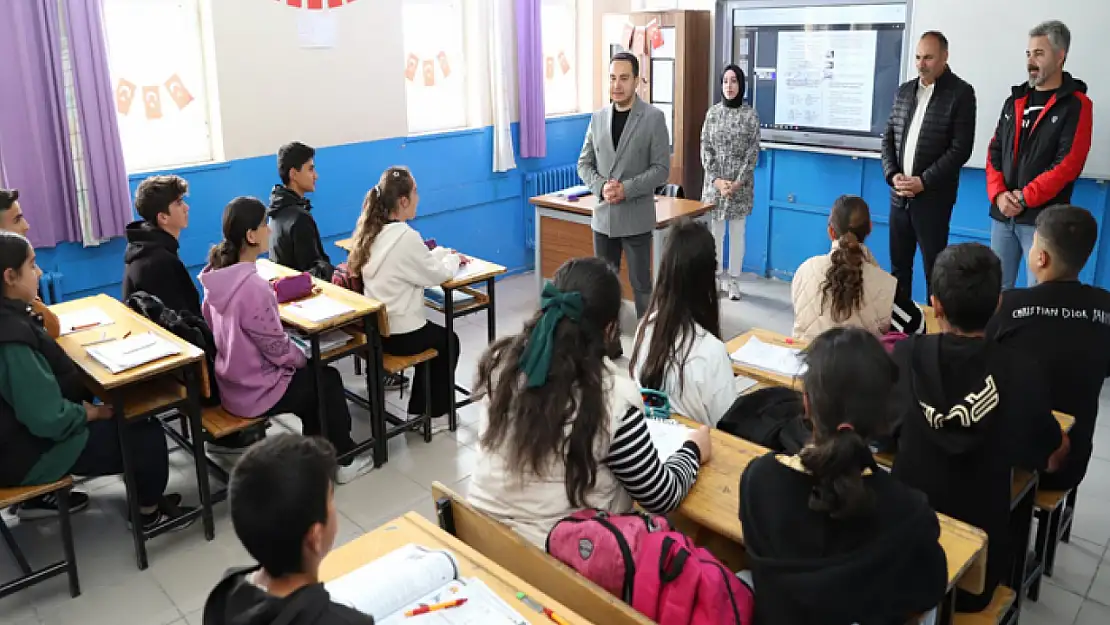 Kaymakam Aydoğan öğrencilerle buluştu