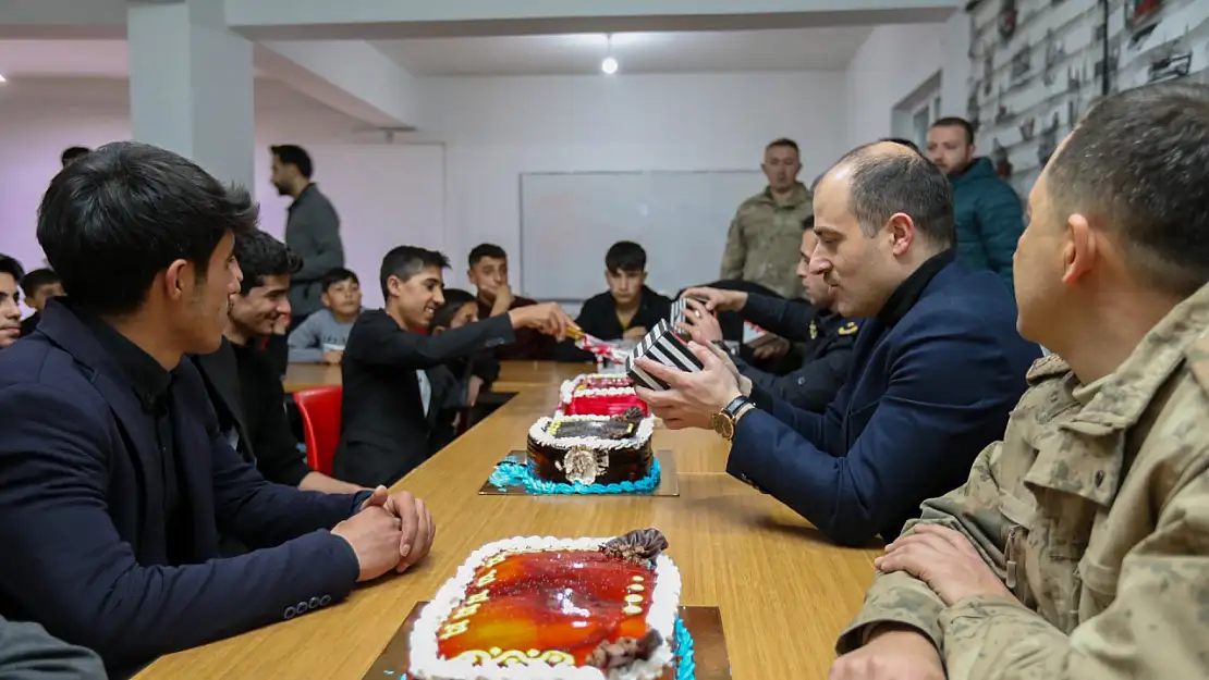 Kaymakam Çelik'den Öğrencilere Ziyaret