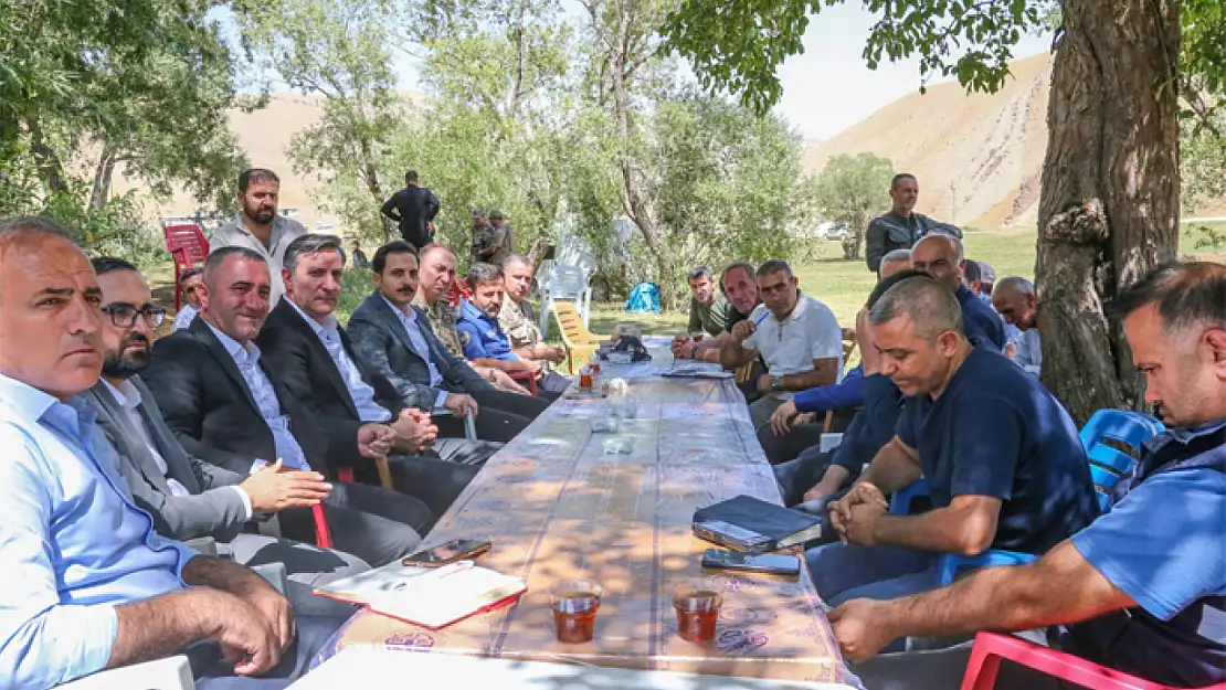 Kaymakam Erdem vatandaşlarla buluştu