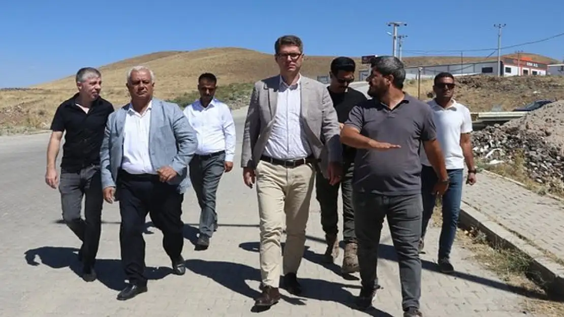 Kaymakam Karaloğlu'ndan Erciş Organize Sanayi Bölgesi'ne ziyaret