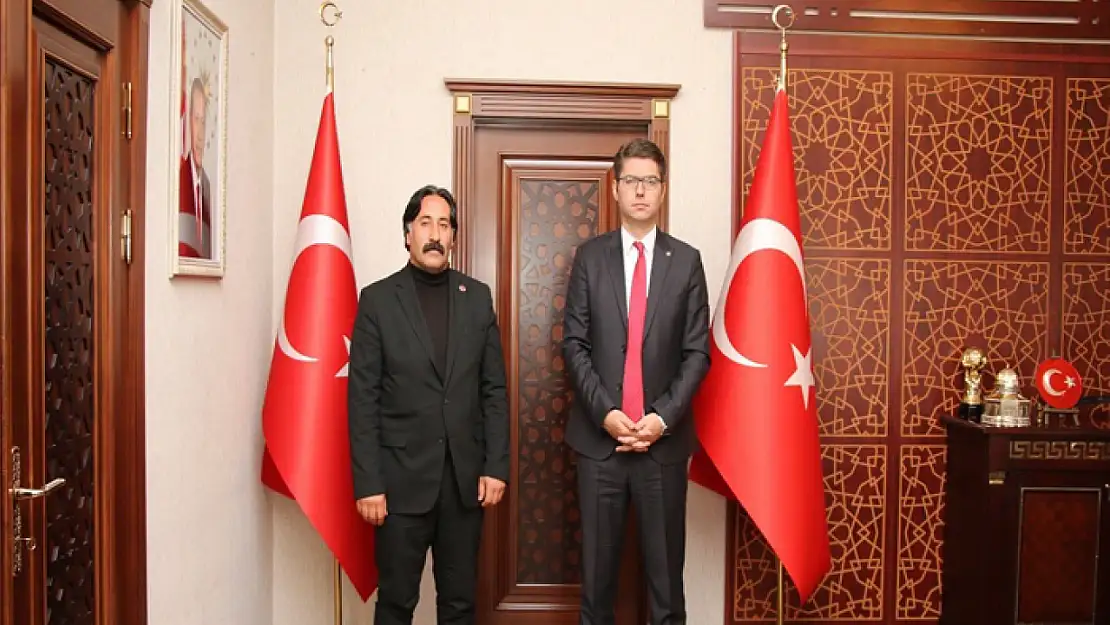 Kaymakam Karaloğlu, Oyalı Mahallesi'nin sorunlarını dinledi