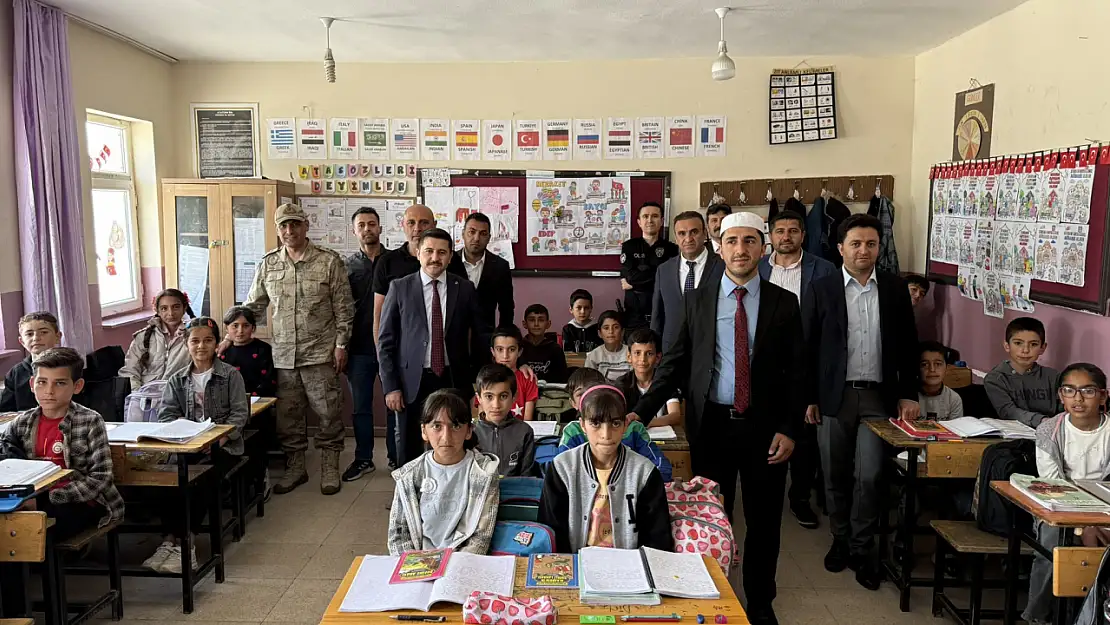 Kaymakam Rahmi Bulut'tan eğitime destek ziyareti