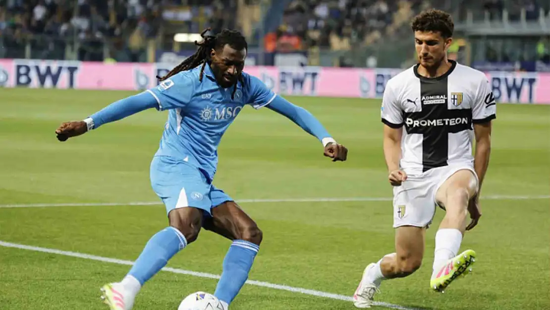 Kocaelispor, Parma'dan Botond Balogh'u kiraladı