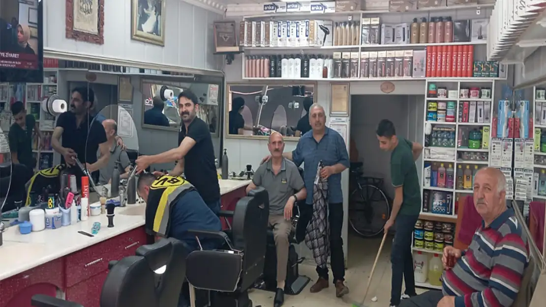 Kurban Bayramı öncesi berberlerde yoğun mesai