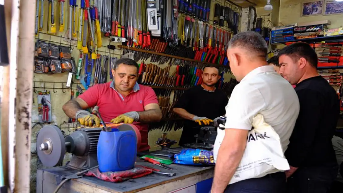 Kurban Bayramı öncesi bıçakçılarda yoğunluk arttı