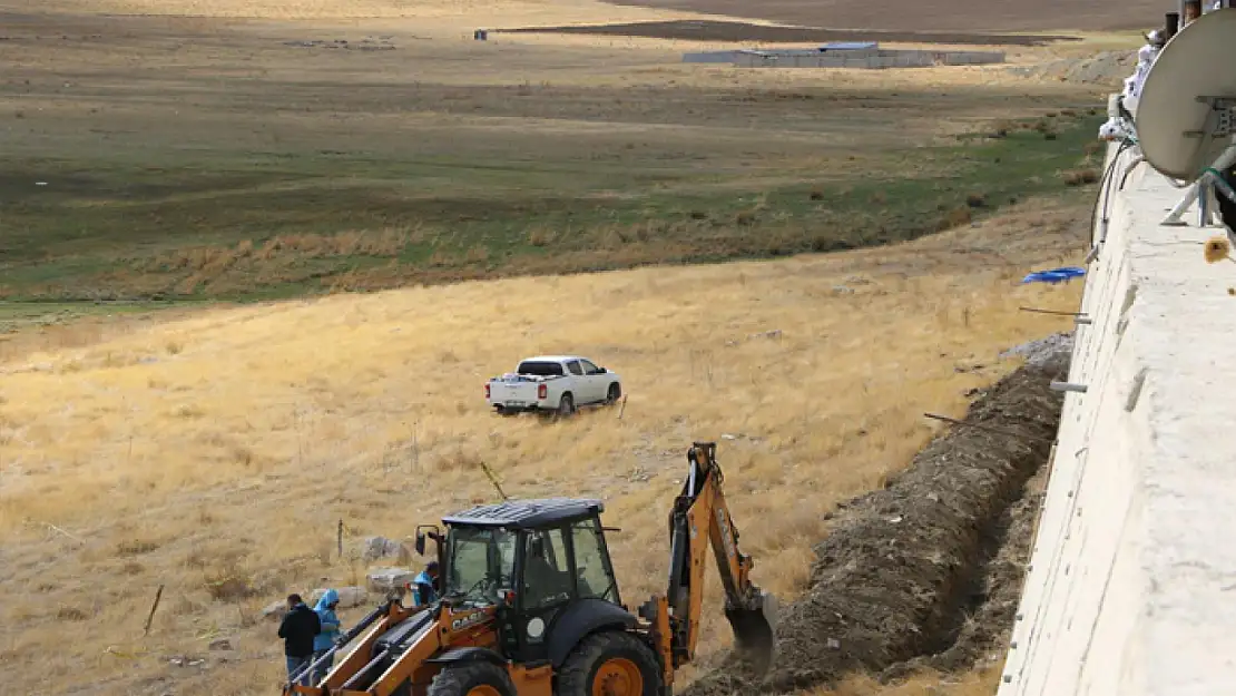 Kurubaş AFAD evlerinin 10 yıllık su hasreti sona eriyor