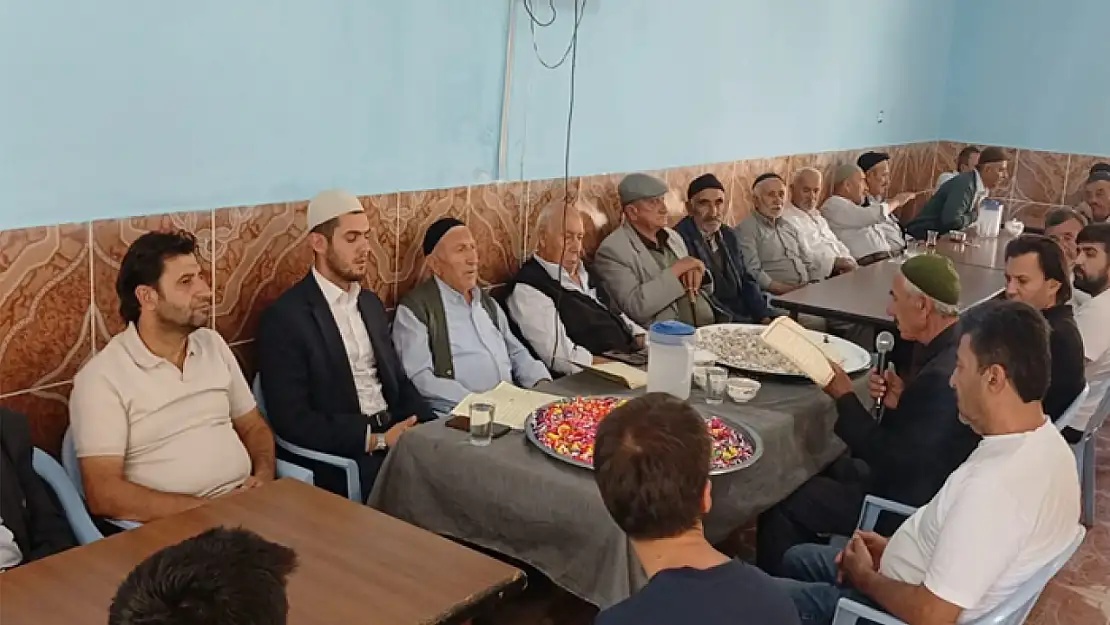Merhum Hacı Zahir Ulutaş için mevlit okutuldu