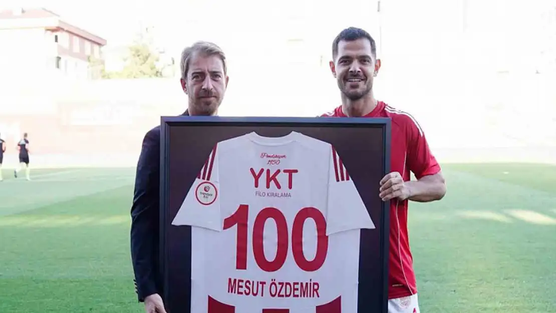Mesut Özdemir, Pendikspor formasıyla 100. maçına çıktı