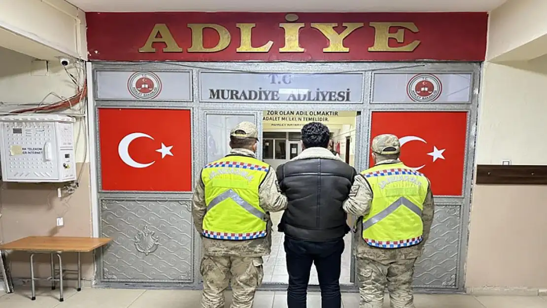 Muradiye'de 5 düzensiz göçmen yakalandı