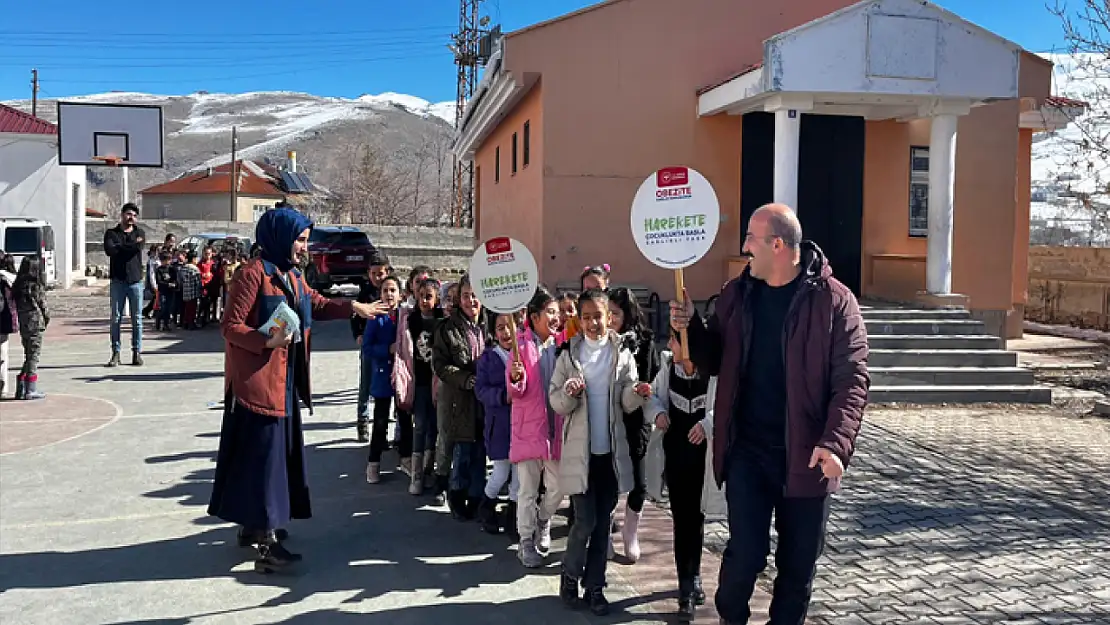 Muradiye'de obezite farkındalık yürüyüşü düzenlendi