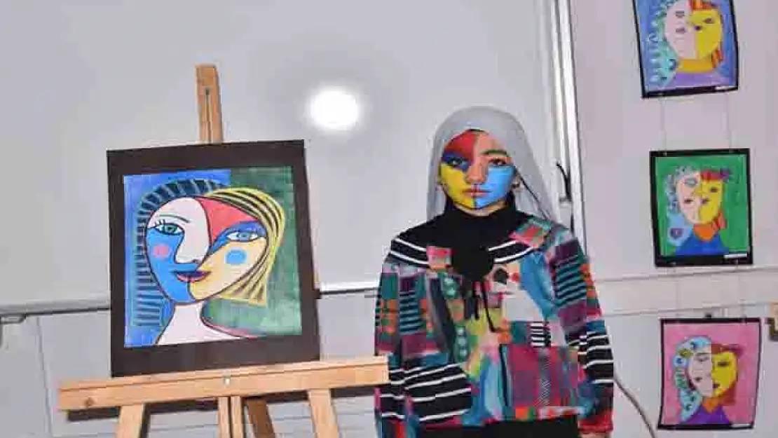 Öğrenciler, ünlü ressamların tablolarını canlandırdı