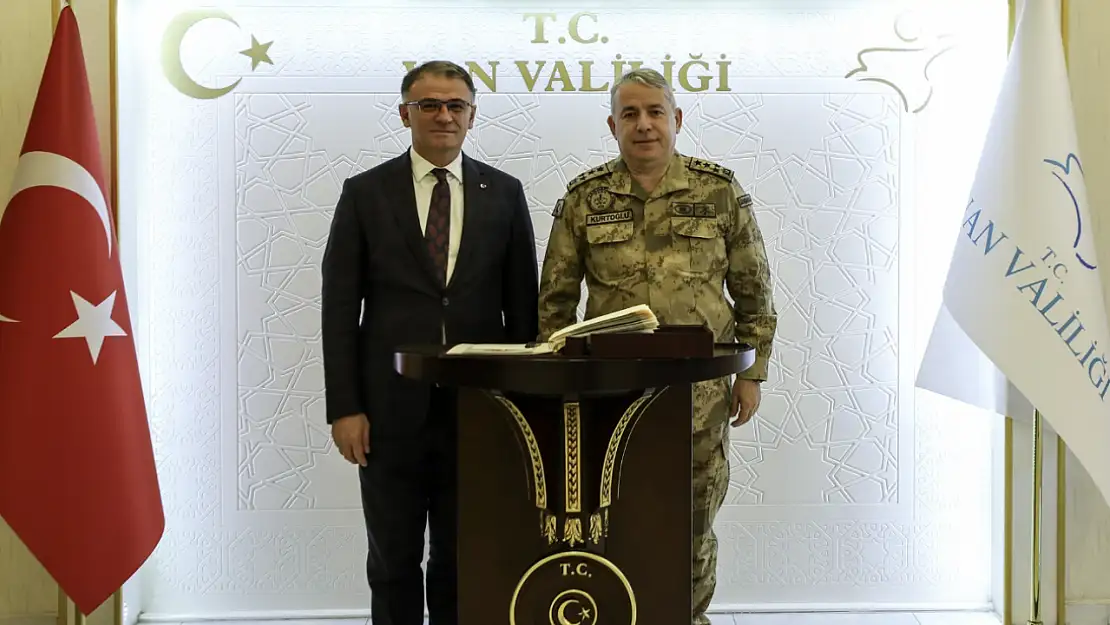 Orgeneral Kurtoğlu'ndan Vali Balcı'ya ziyaret