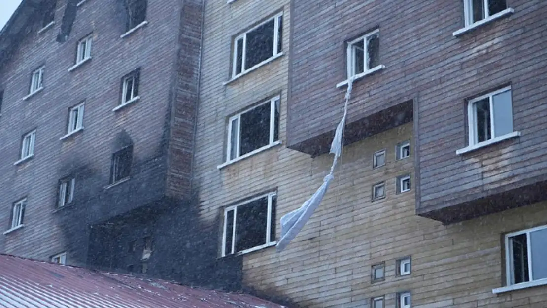 Otel yangınında ölen kızının son sözlerini anlattı