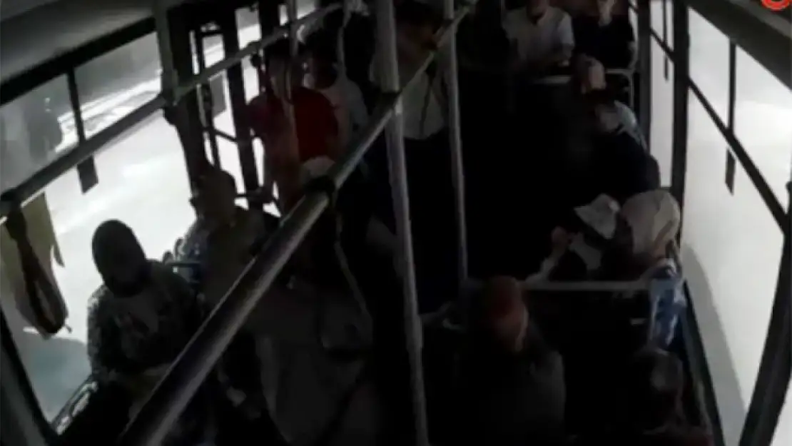 Otobüste fenalaşan yolcu hastaneye yetiştirildi