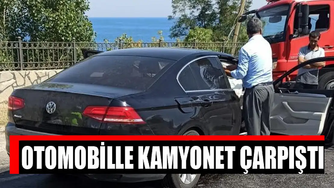 Otomobille kamyonet çarpıştı