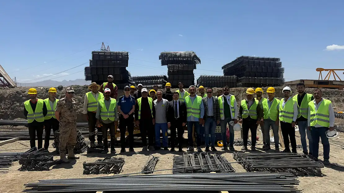 Özalp'ta TOKİ projesi başladı