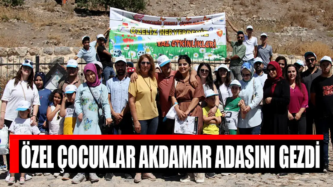 Özel çocuklar Akdamar Adası'nı gezdi