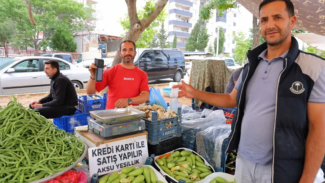 Pazarda kolay ödeme dönemi: İster kartla ister karekodla ödeme