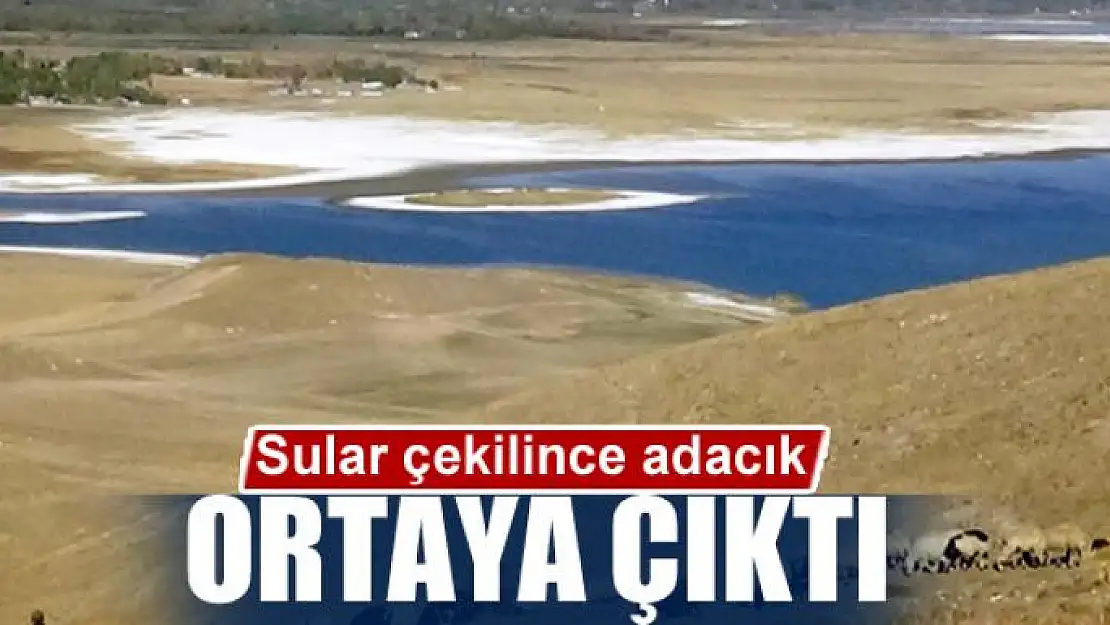 Sular çekilince adacık ortaya çıktı