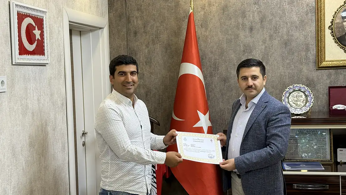 Rahmi Bulut'tan tarım müdürlüğü personeline başarı belgesi